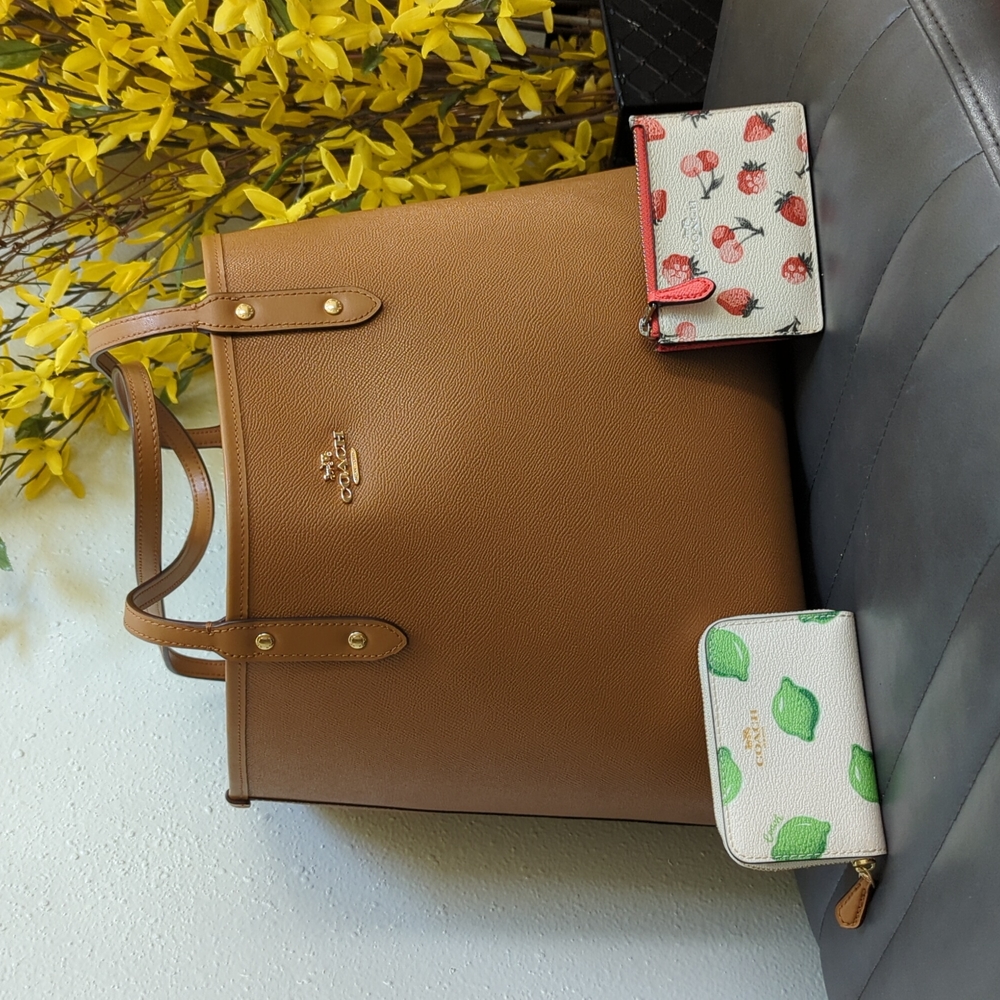 Coach tote